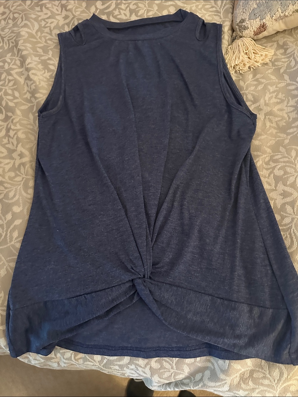 SHEIN Navy Twist-Front Sleeveless Tank